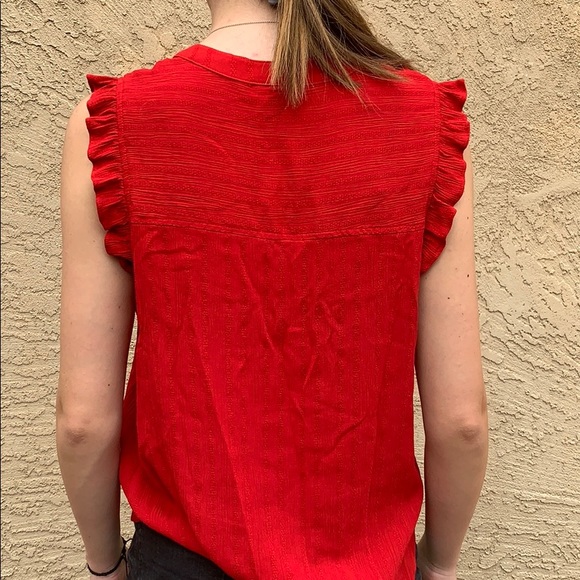 Top - Picture 2 of 2